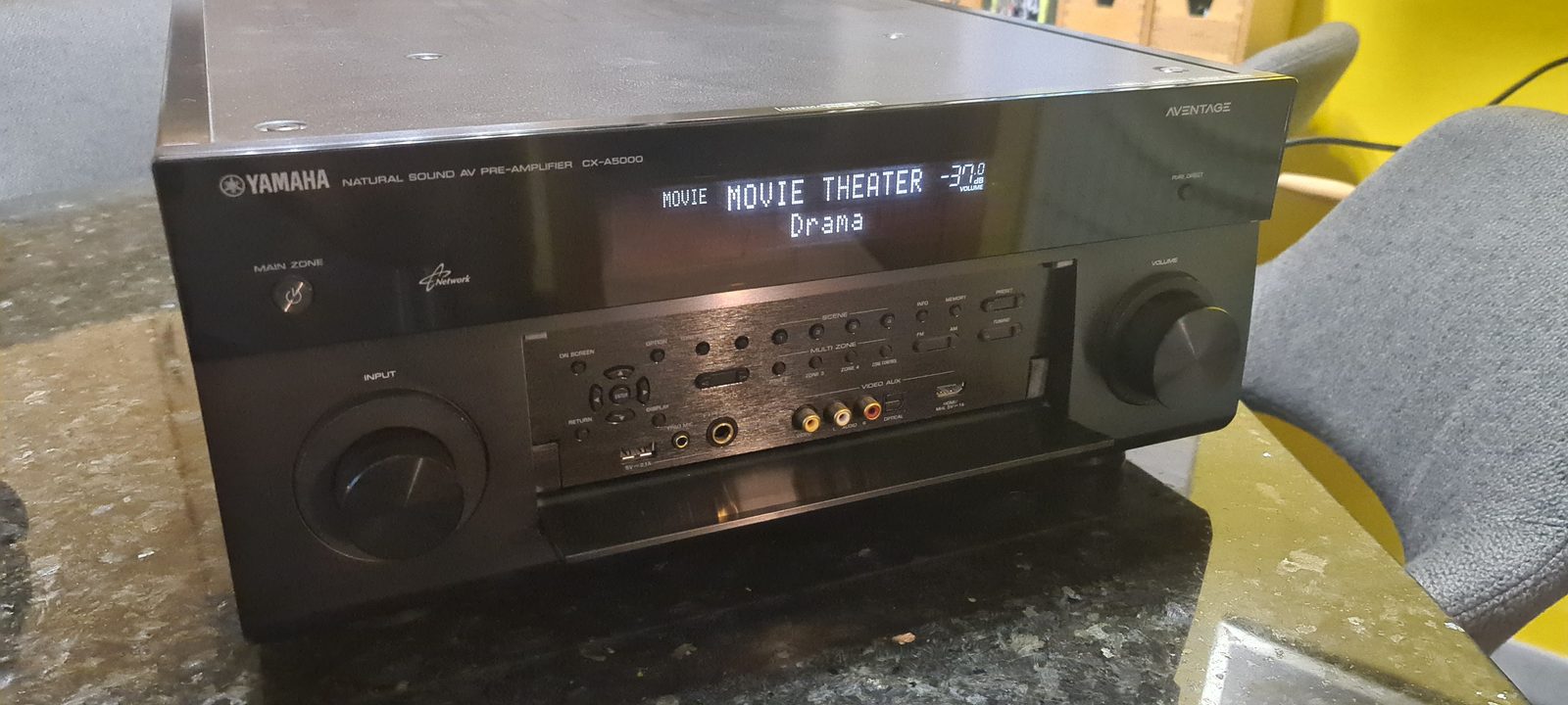 Yamaha CX-A 5000 Vorverstärker – Bild 3