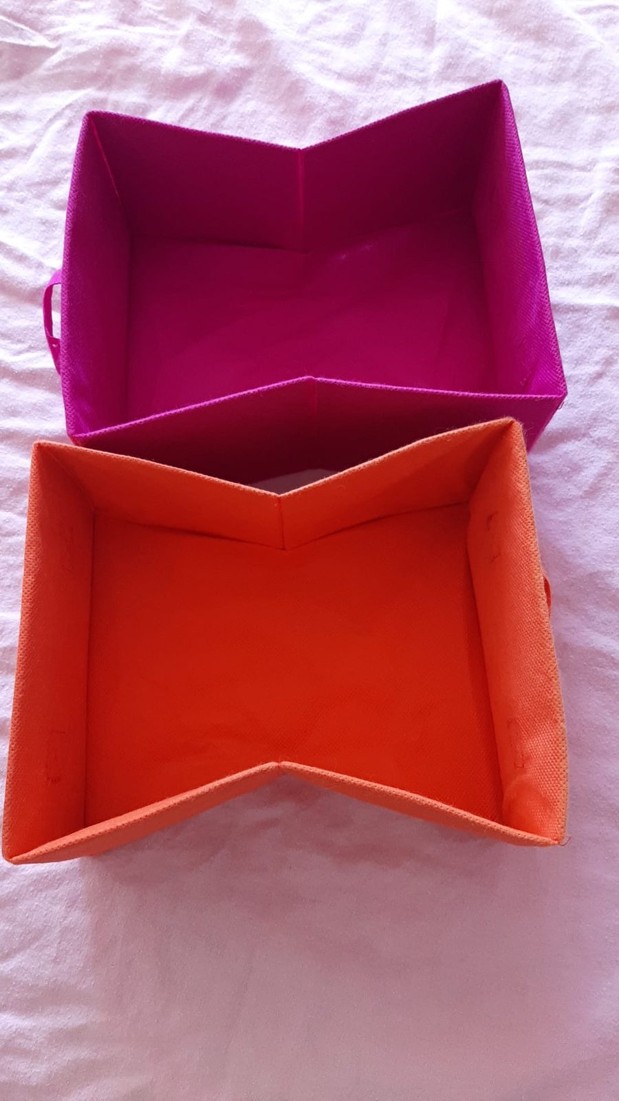 2 faltbare Aufbewahrungsboxen / Stoffkörbe – pink & orange – Bild 2