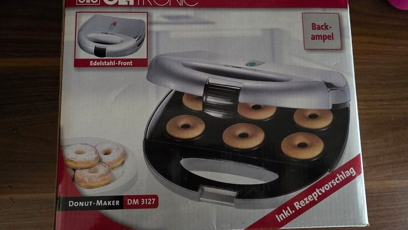 Donut-Maker DM 3127 – für 6 Mini-Donuts